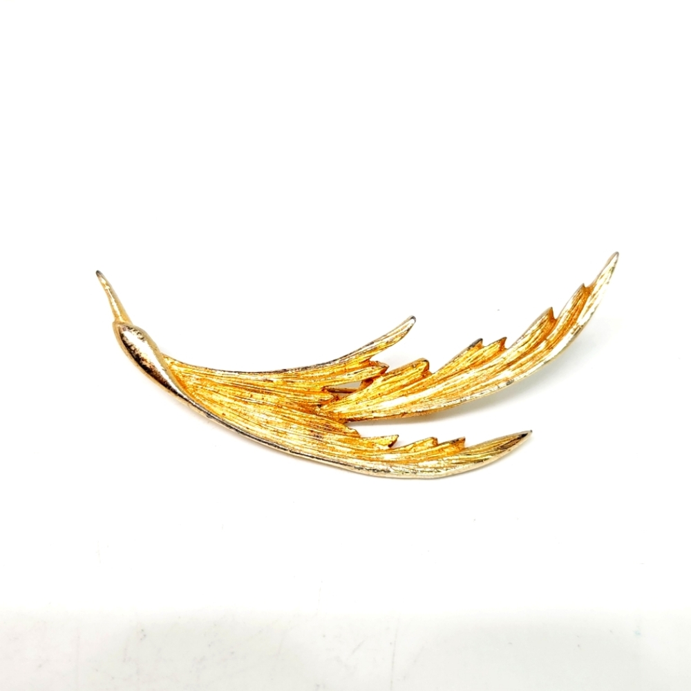Vintage Castlecliff Gold Tone Textured Modernist Wave Abstract Leaves Brooch Pin